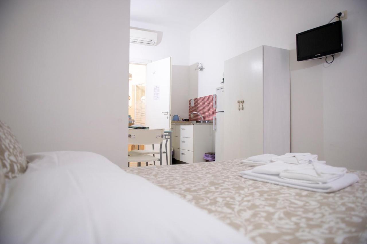 Casa Nave Bed and Breakfast Monopoli Eksteriør billede